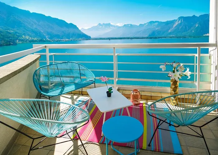 View - Appt 2 Bedroom, 1 Bath *